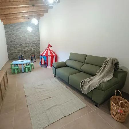 Landsted Del Valle Estrecho