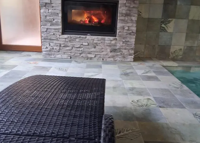 Del Valle Estrecho Chalet *